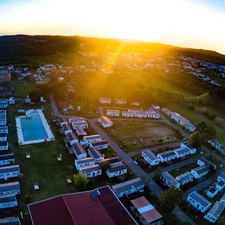 Natur Camping Bungalow T2 - 4 Pataias